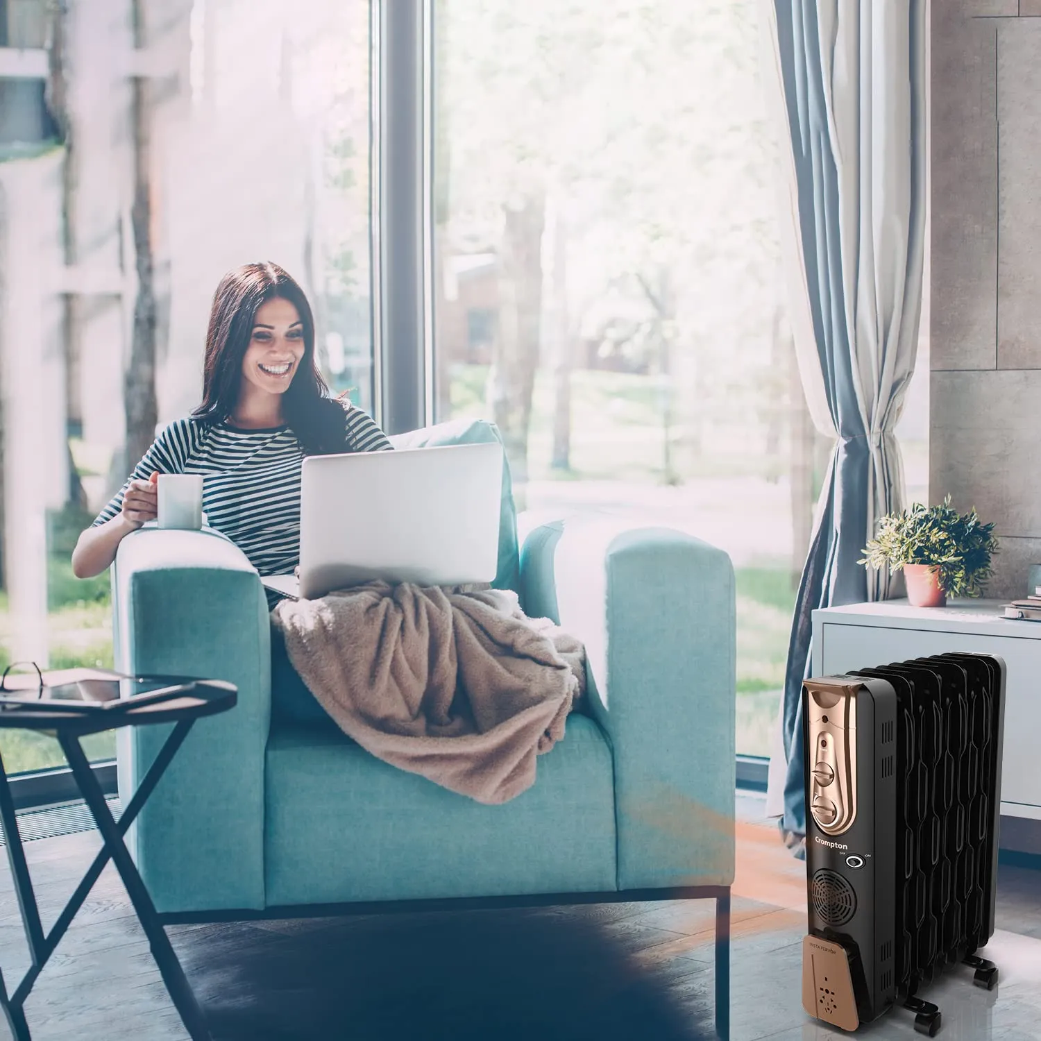 Crompton Insta Fervor 9 Fins 2400 Watts Oil Field Room Heater OFR with PTC fan, Black Gold